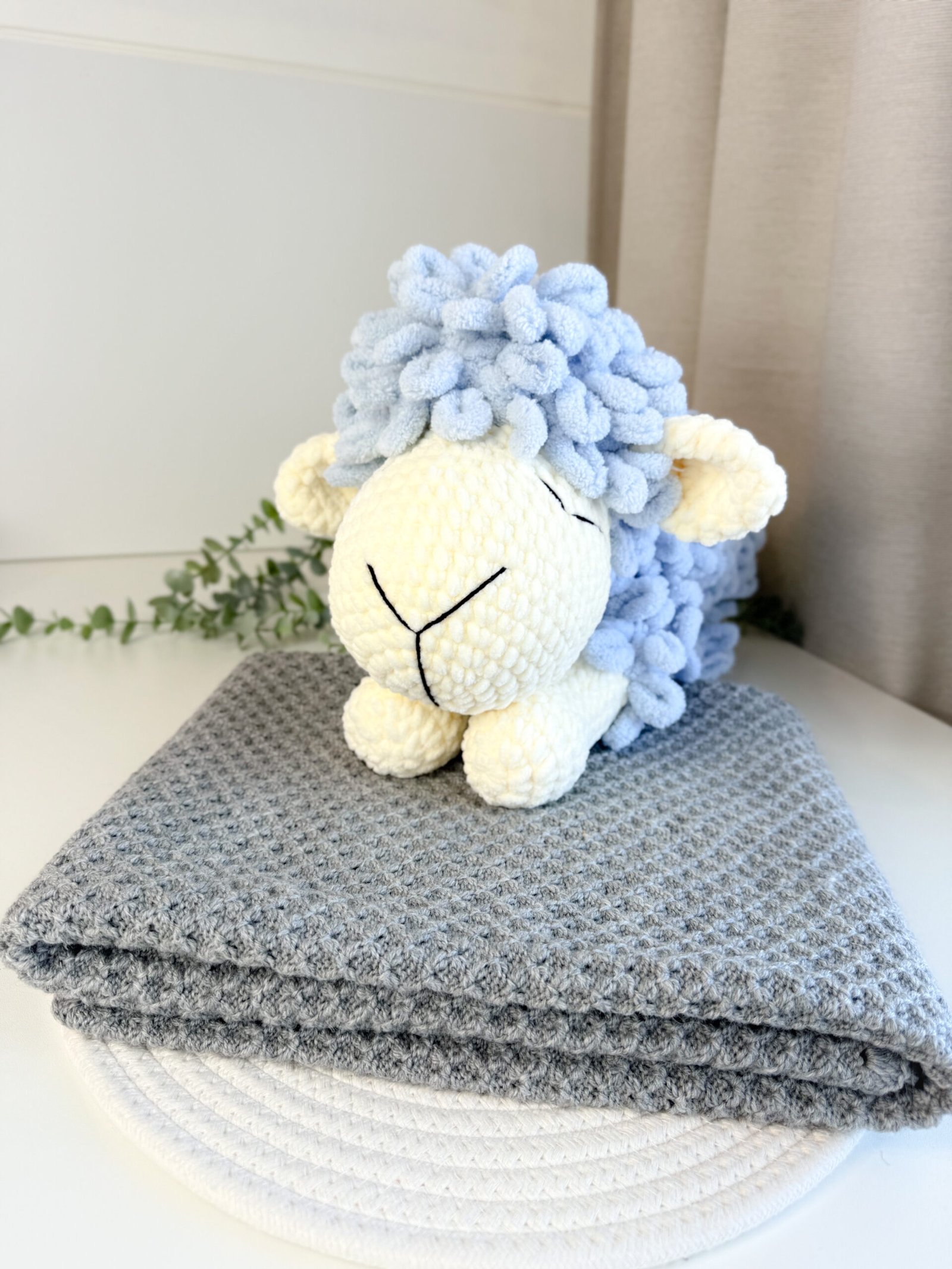 90ACE330-4918-4417-8B33-93A8BD3275EE