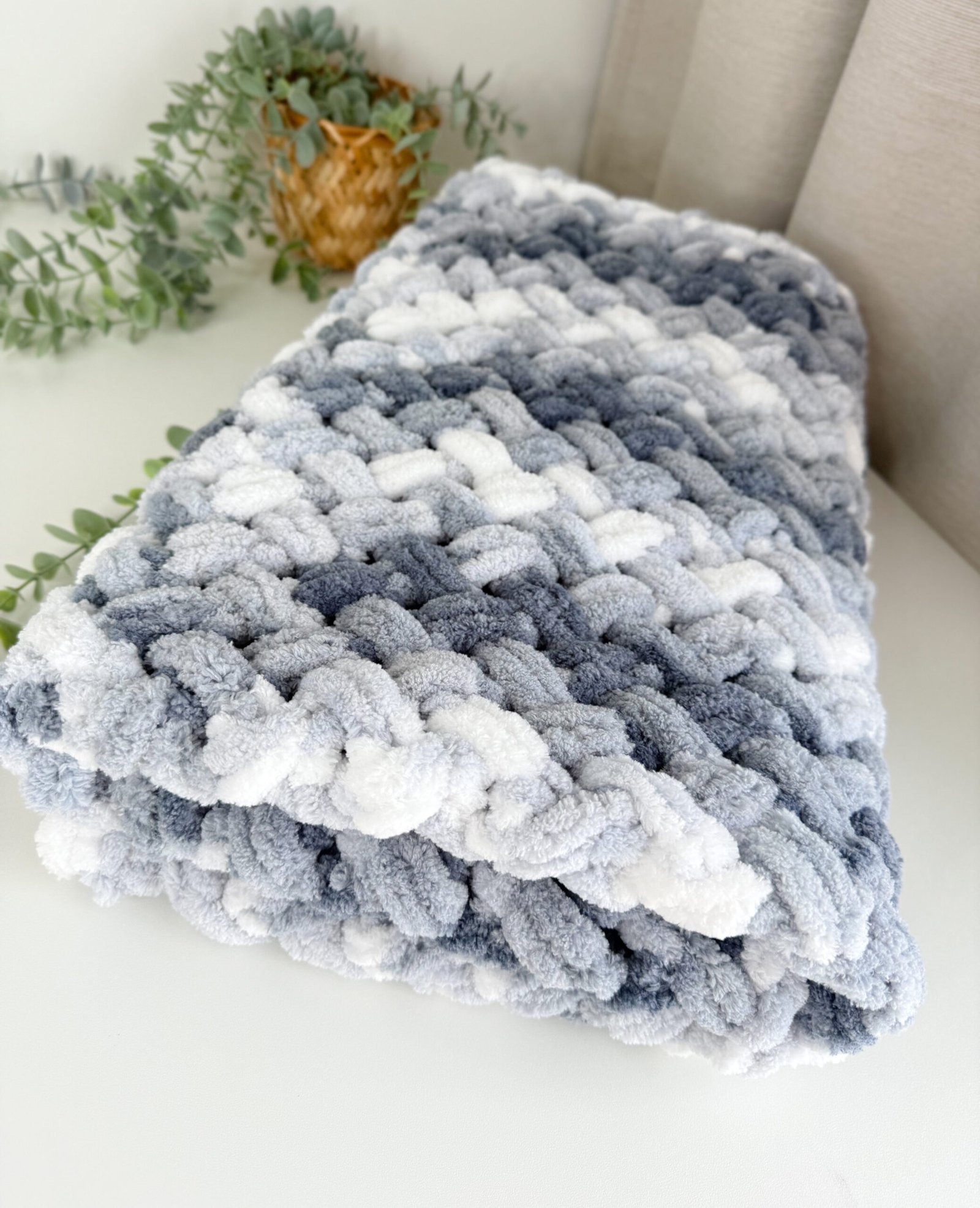 A6167E24-DA23-4D12-93D0-F24115F89C53