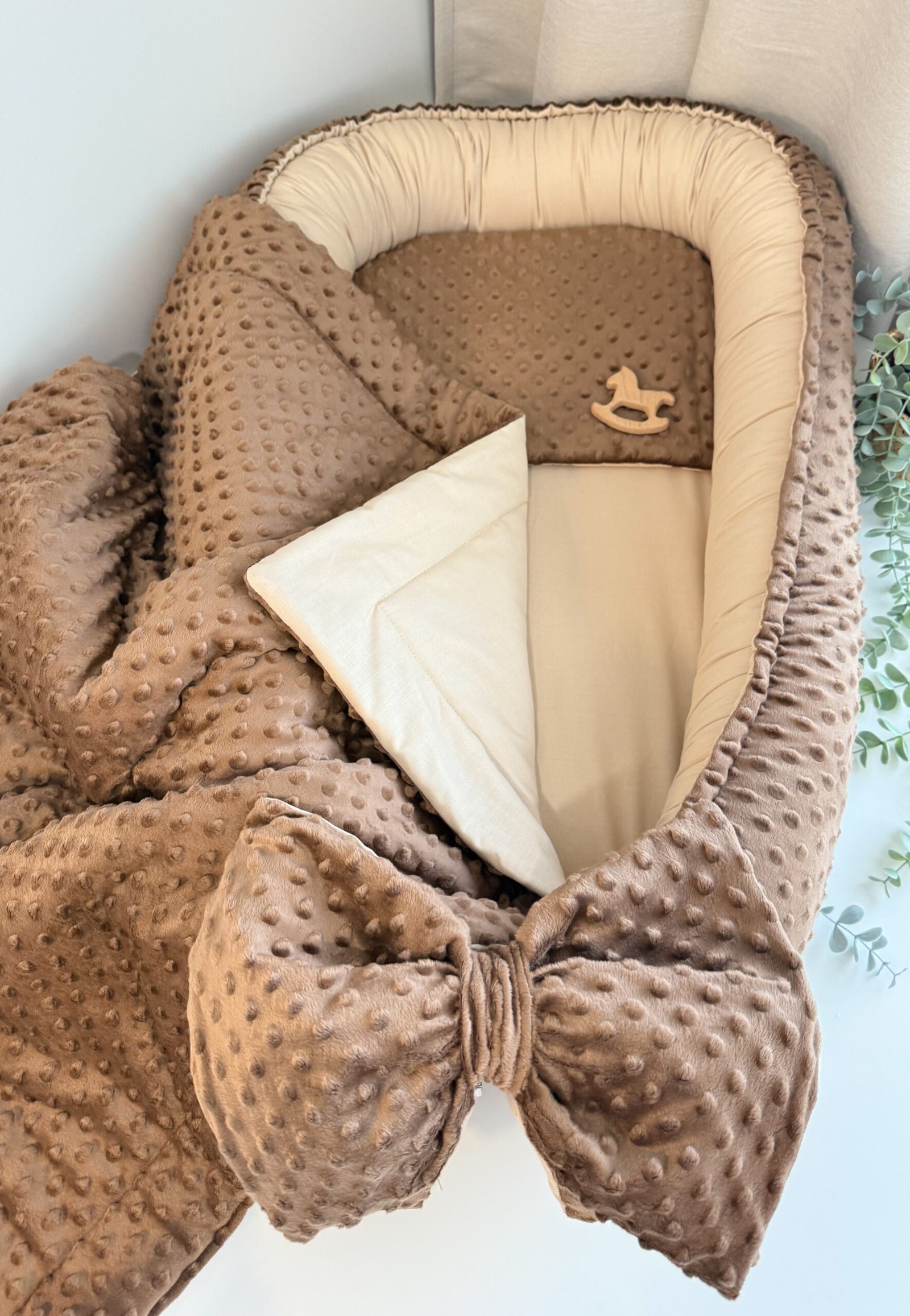 9B062359-56FD-4EAA-AF73-77B0478C2123