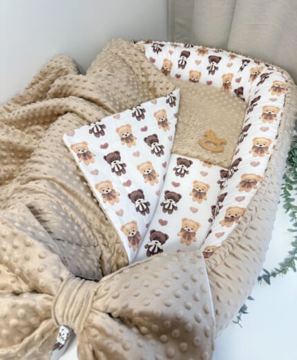 🧸 Jaukus kūdikių gultukas „Meškiukai“ (su pagalvėle ir pleduku)