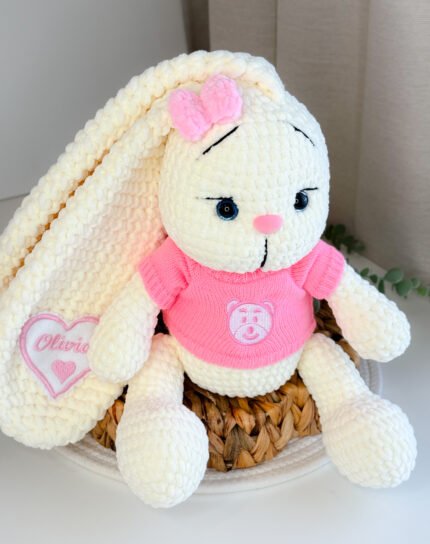 Rankų darbo nertas zuikis “Zuikiukas”