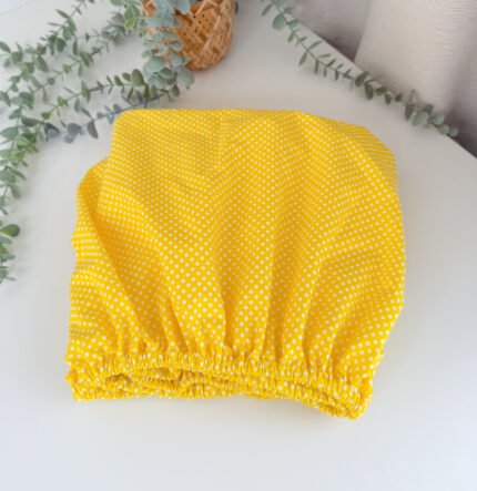 Medvilninė paklodė su guma “Žirniukai”