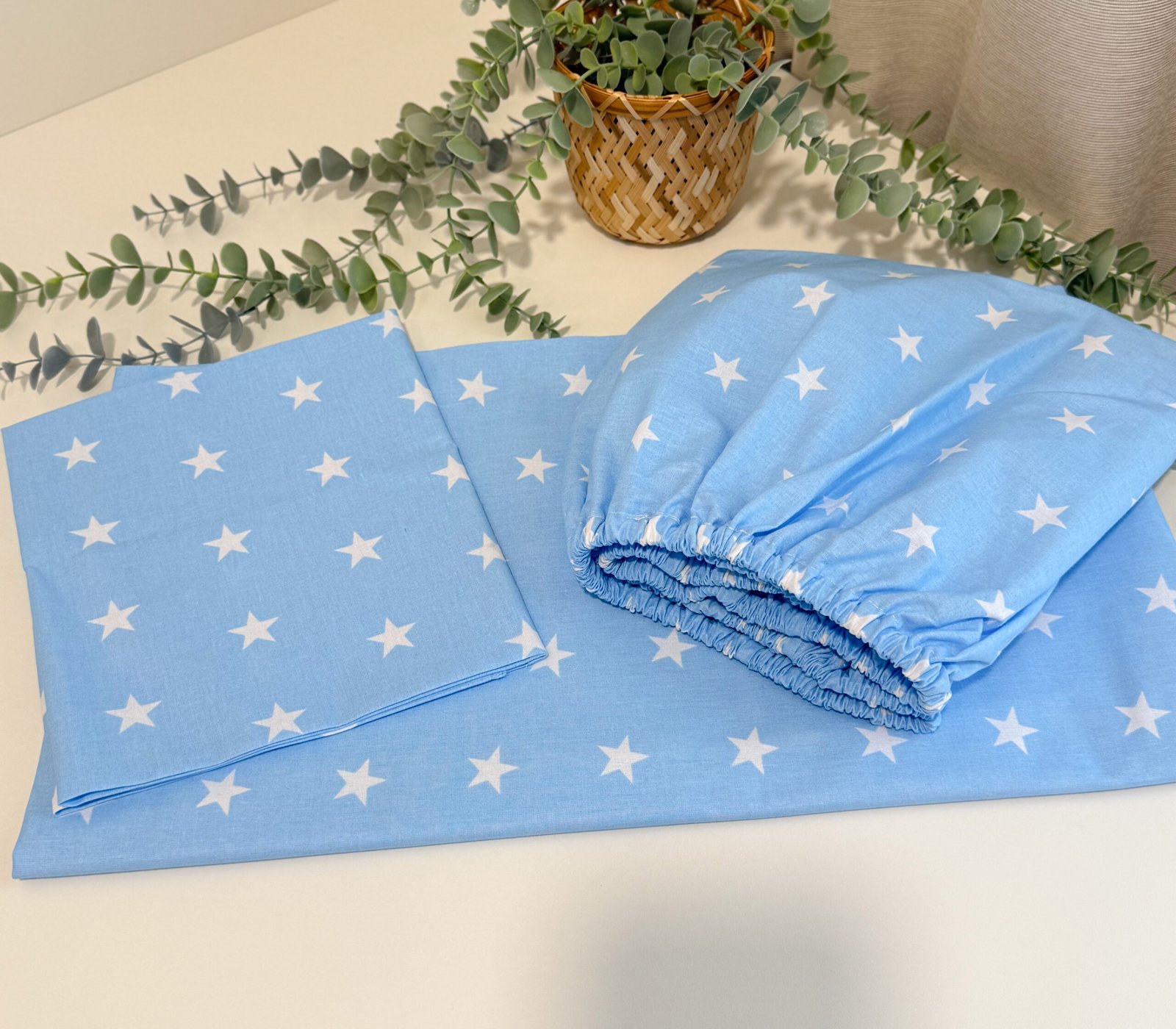 B9C693D3-0740-4301-AEB4-C870A82ED3C8