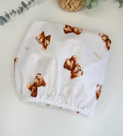 Medvilninė paklodė su guma “Meškiukai”