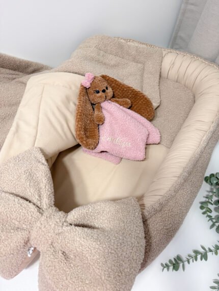 3 dalių Dovanų rinkinys Teddy gultukas, pledukas, migdukas "Kiškiukas"