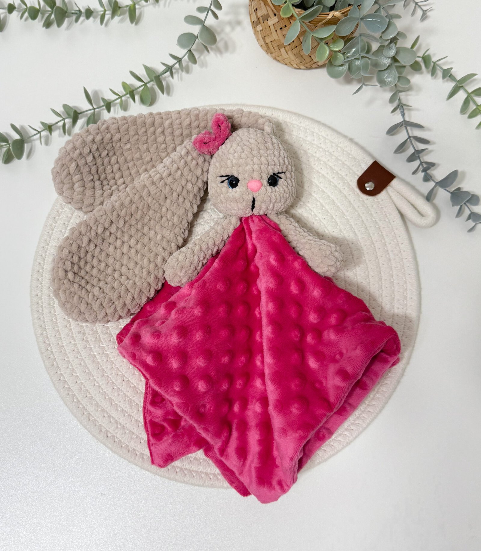 B61C7332-0BBF-435B-BC45-F3F94E57594C