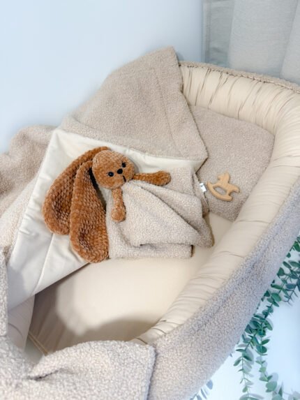 3 dalių Dovanų rinkinys Teddy gultukas, pledukas, migdukas "Kiškiukas"